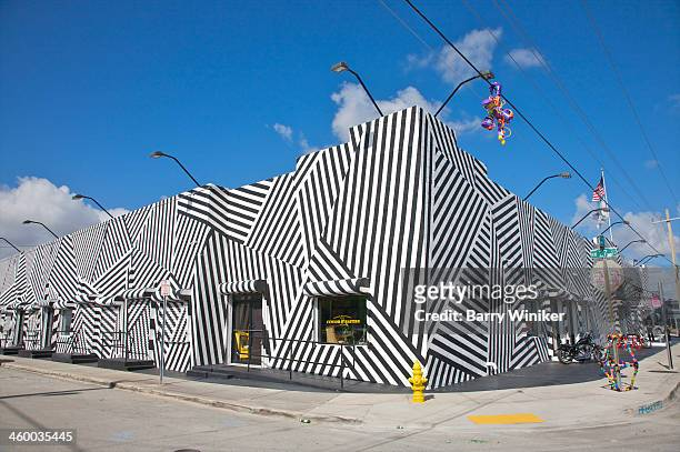 This image has an empty alt attribute; its file name is image-1.png